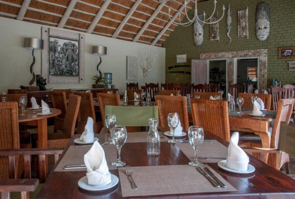 Bayete Guest Lodge ヴィクトリア・フォールズ エクステリア 写真