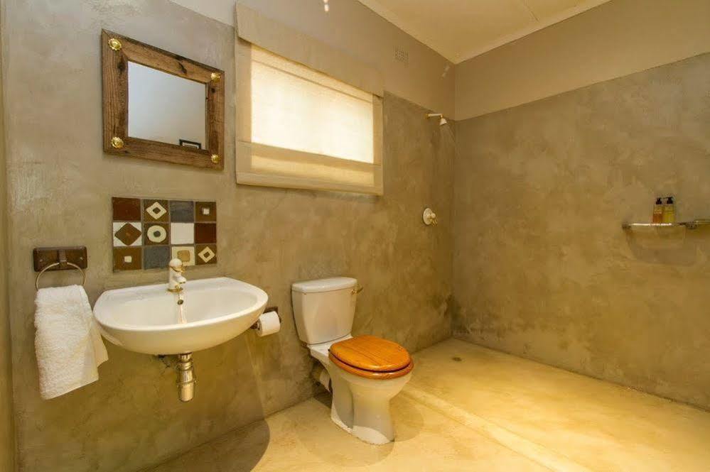 Bayete Guest Lodge ヴィクトリア・フォールズ エクステリア 写真