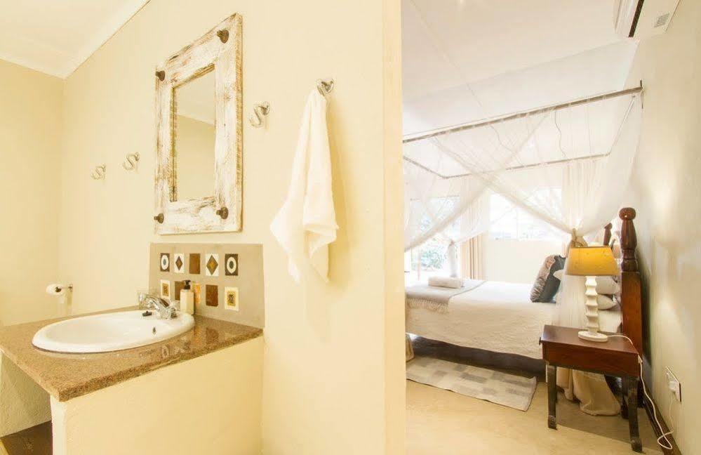 Bayete Guest Lodge ヴィクトリア・フォールズ エクステリア 写真